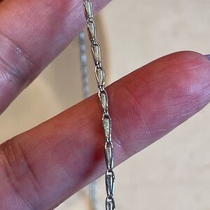 Elegant Silver Chain Necklace